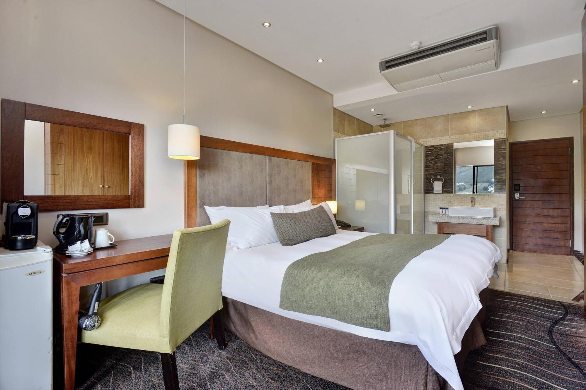 Protea Hotel By Marriott Clarens Exterior foto